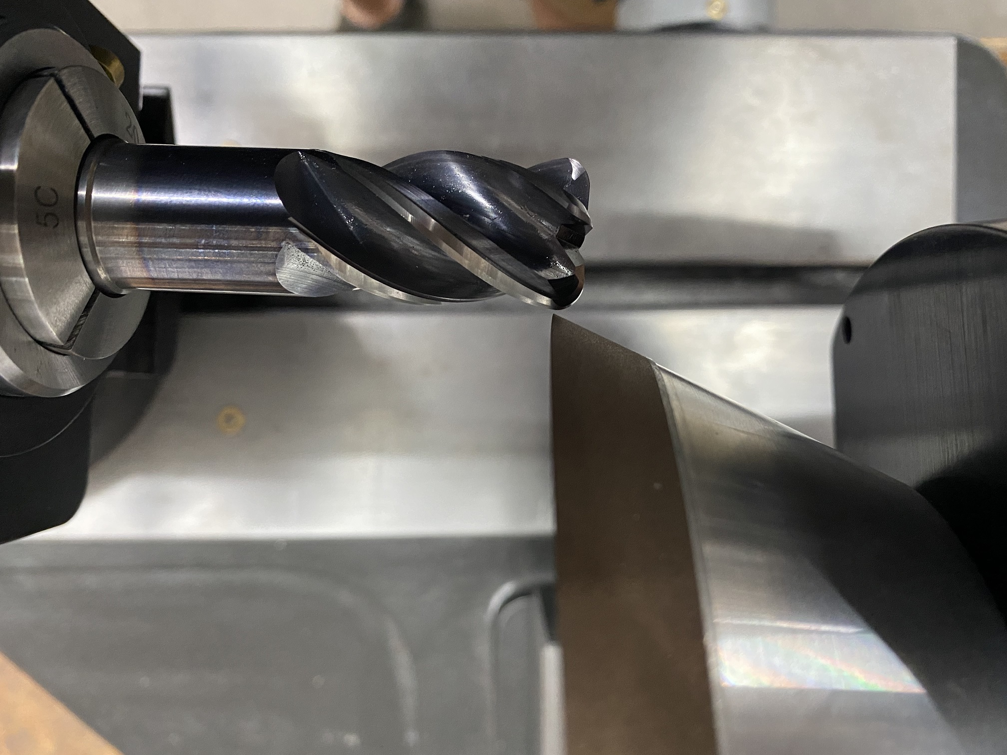 Regrinding Ballnose Endmill and Bullnose Corner Radius on Variable