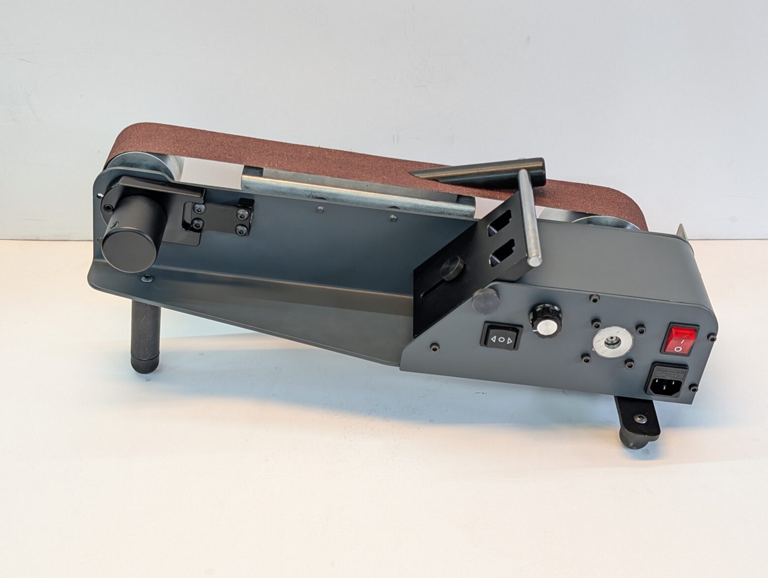 Bladesman 42 Belt Grinder designed specifically for knikfe sharpeners - Image 8